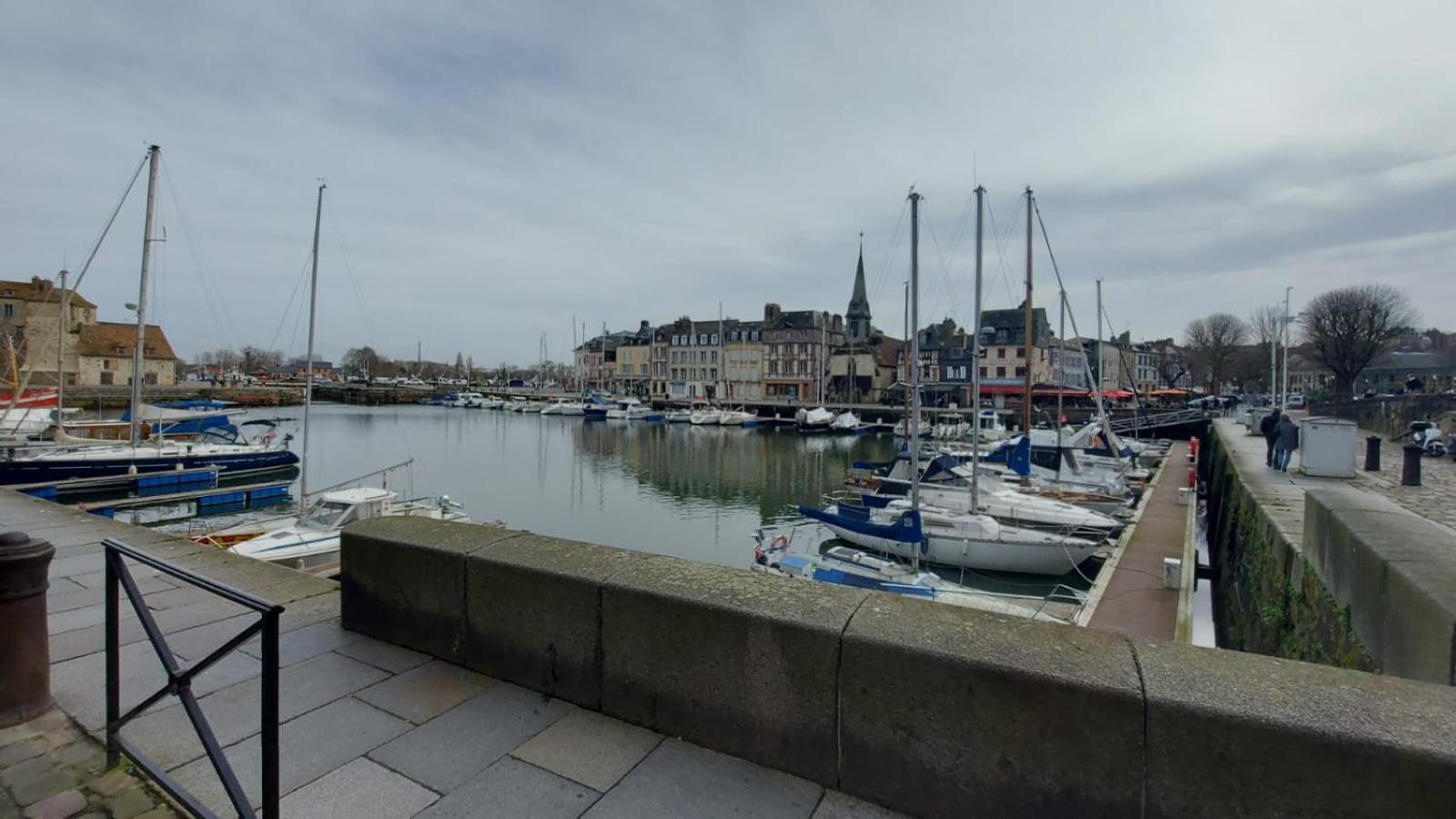Studio Cosy Au Coeur D'Honfleur Exterior foto